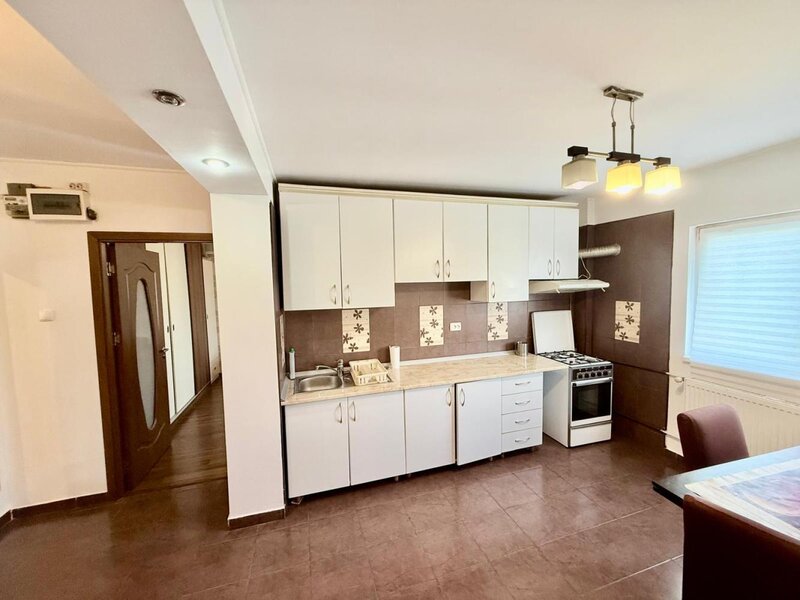 Tineretului / Timpuri Noi - Apartament 2 camere/ Decomandat (pret fix)