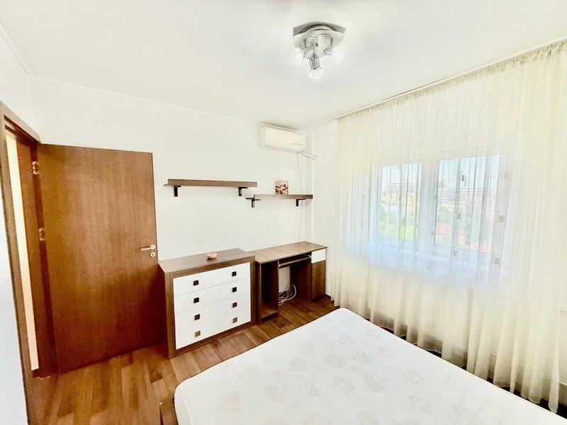 Tineretului / Timpuri Noi - Apartament 2 camere/ Decomandat (pret fix)