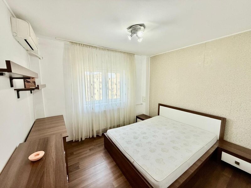 Tineretului / Timpuri Noi - Apartament 2 camere/ Decomandat (pret fix)