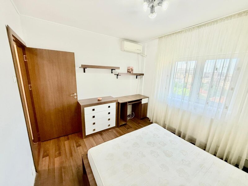 Tineretului / Timpuri Noi - Apartament 2 camere/ Decomandat (pret fix)